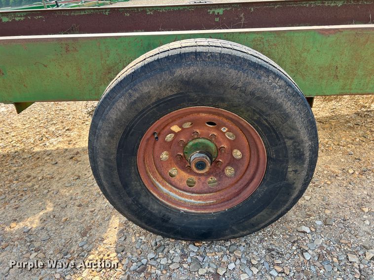 image for item DK7823 Feed trough trailer