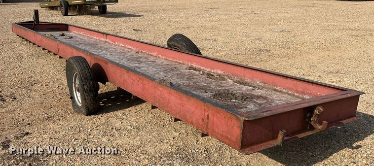 image for item DK7824 H&S  feed trough trailer