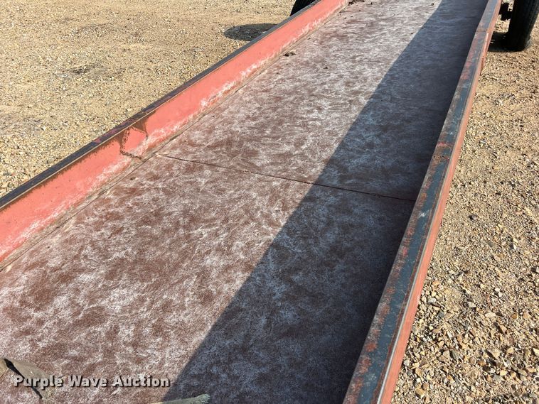 image for item DK7824 H&S  feed trough trailer