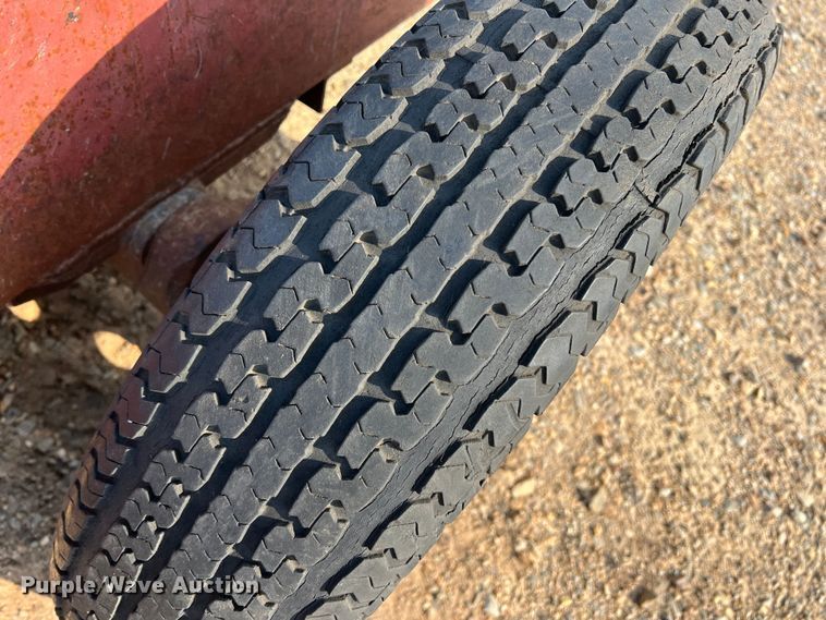 image for item DK7824 H&S  feed trough trailer