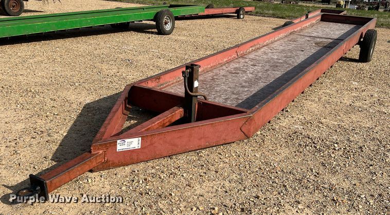 image for item DK7827 H&S  feed trough trailer