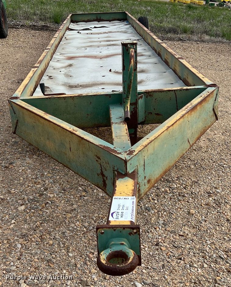 image for item DK7830 Feed trough trailer
