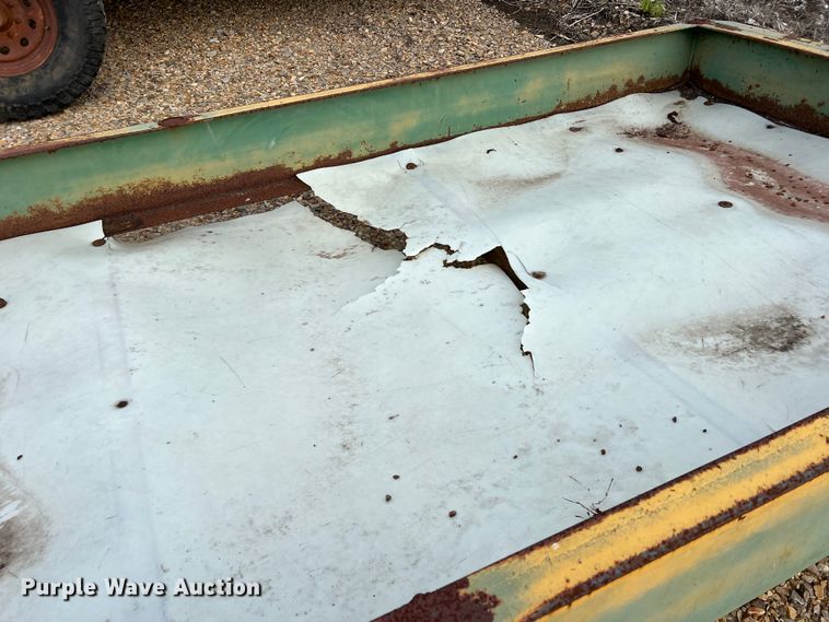 image for item DK7830 Feed trough trailer