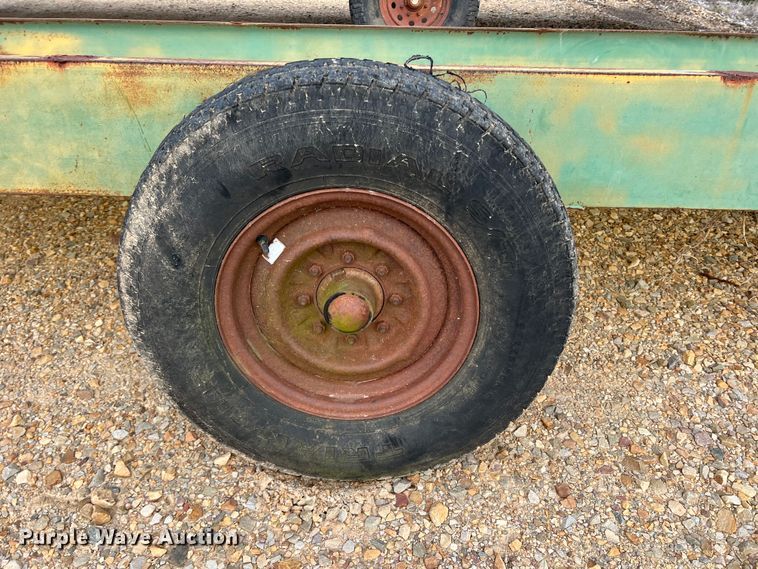 image for item DK7830 Feed trough trailer