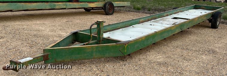 image for item DK7832 Feed trough trailer