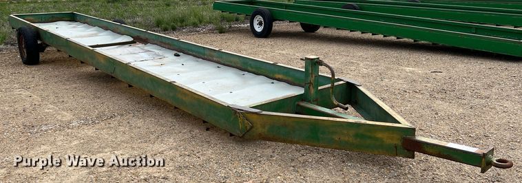 image for item DK7832 Feed trough trailer