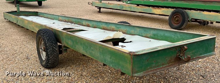 image for item DK7832 Feed trough trailer