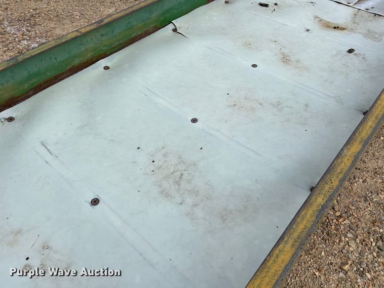 image for item DK7832 Feed trough trailer