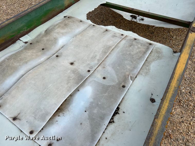 image for item DK7832 Feed trough trailer