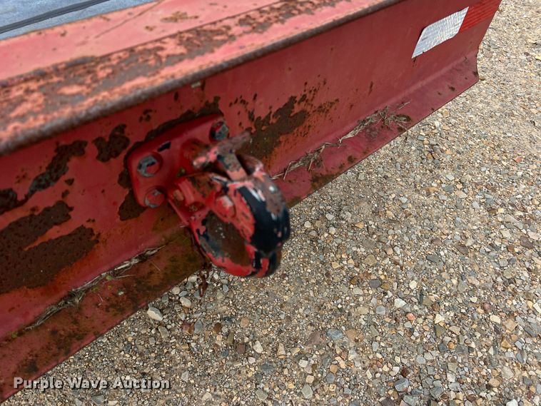 image for item DK7833 Feed trough trailer