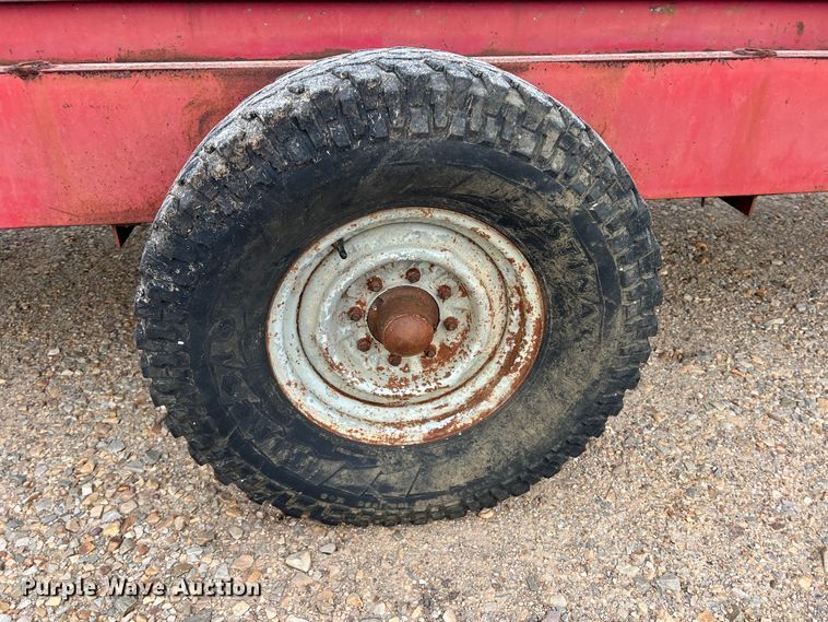 image for item DK7833 Feed trough trailer