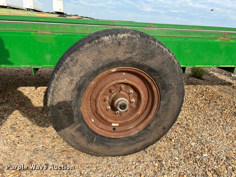 image for item DK7834 Parker Performance  feed trough trailer