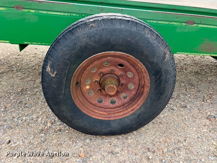 image for item DK7837 Parker Performance  feed trough trailer