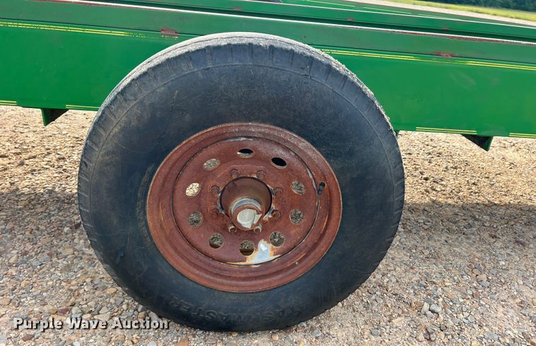 image for item DK7839 Parker Performance  feed trough trailer