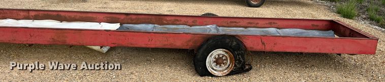 image for item DK7840 Feed trough trailer