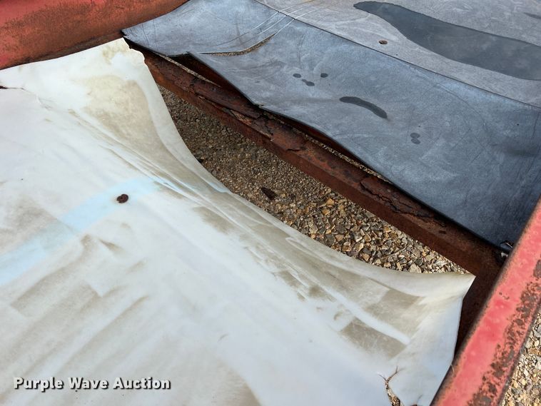 image for item DK7840 Feed trough trailer