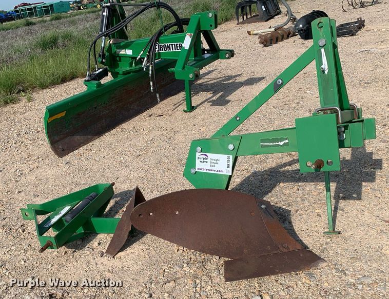 image for item DK7846 (2) pieces of tillage equipment
