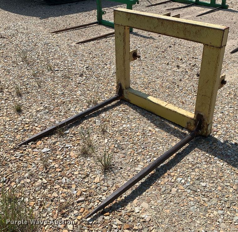 image for item DK7851 44"L bale spear