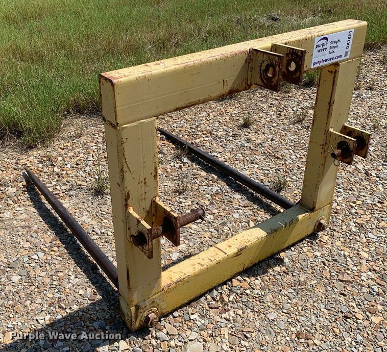 image for item DK7851 44"L bale spear