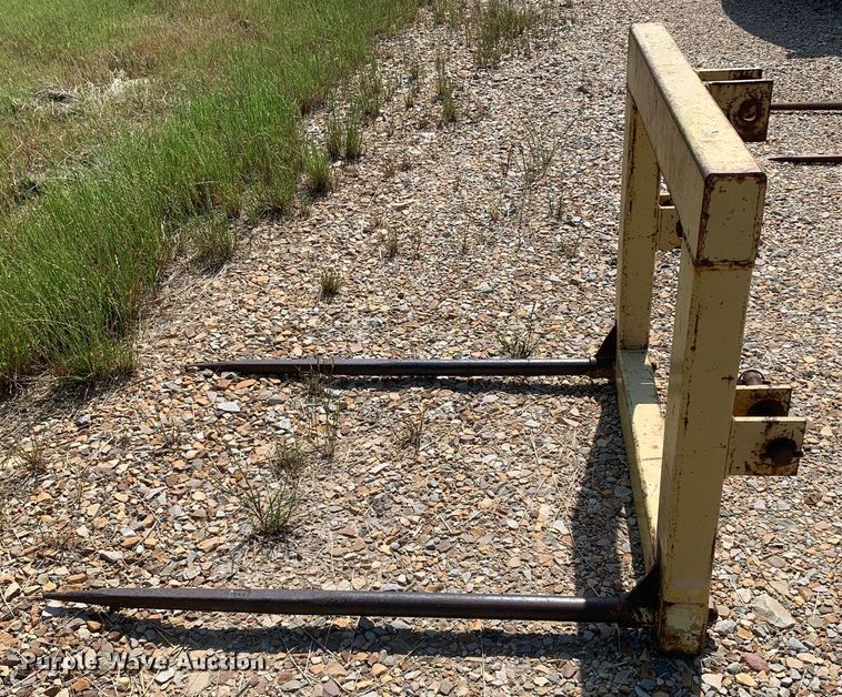 image for item DK7851 44"L bale spear