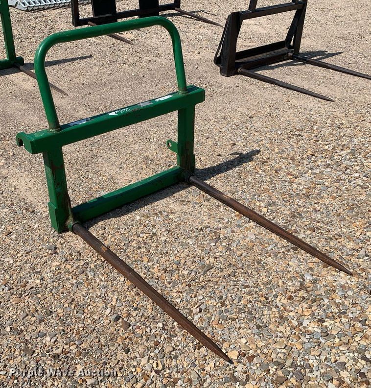 image for item DK7852 Priefert  44"L bale spear