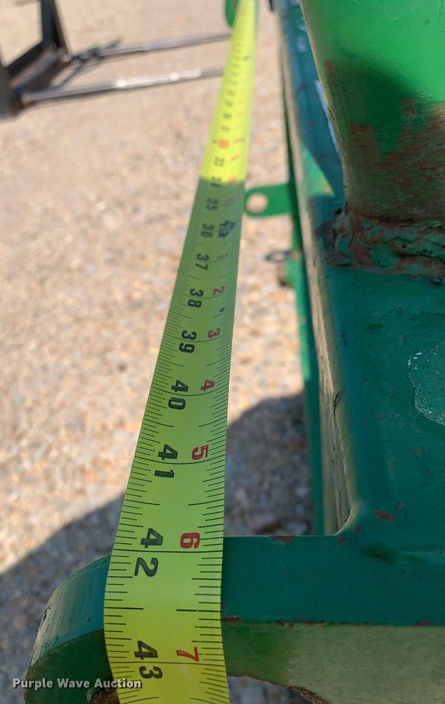 image for item DK7852 Priefert  44"L bale spear