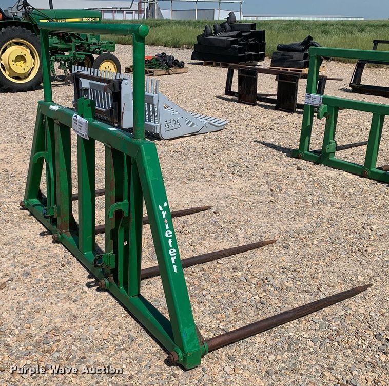 image for item DK7855 Priefert  44"L bale spear