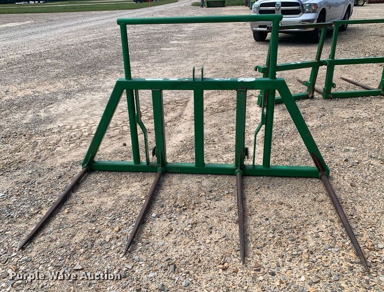 image for item DK7856 Priefert  44"L bale spear