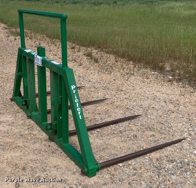 image for item DK7856 Priefert  44"L bale spear