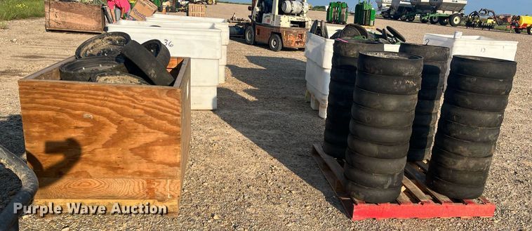 image for item DK7857 (72) gauge wheels