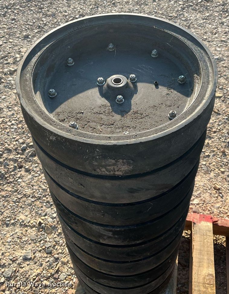 image for item DK7857 (72) gauge wheels