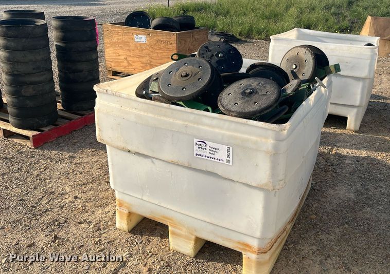 image for item DK7858 Planter parts