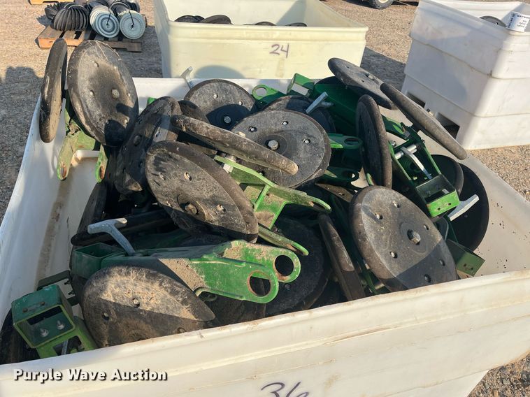 image for item DK7858 Planter parts