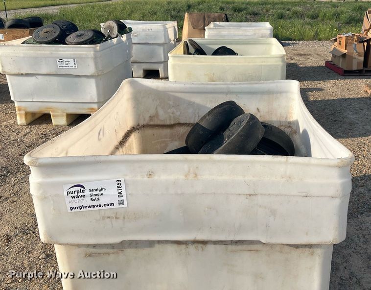 image for item DK7859 Planter parts