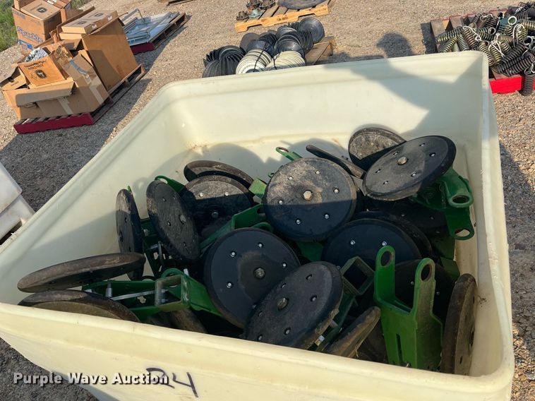 image for item DK7859 Planter parts