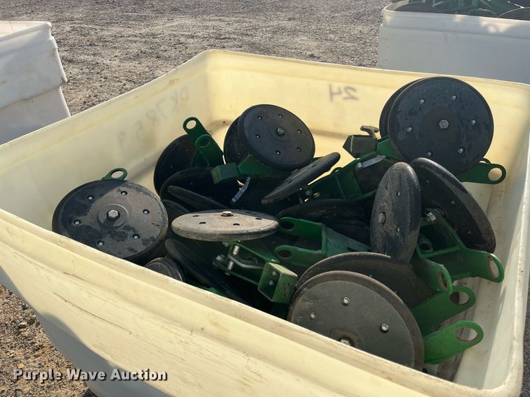 image for item DK7859 Planter parts