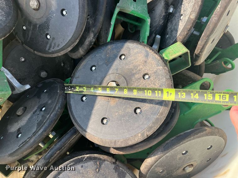 image for item DK7859 Planter parts