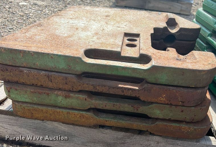 image for item DK7864 (35) John Deere suitcase weights