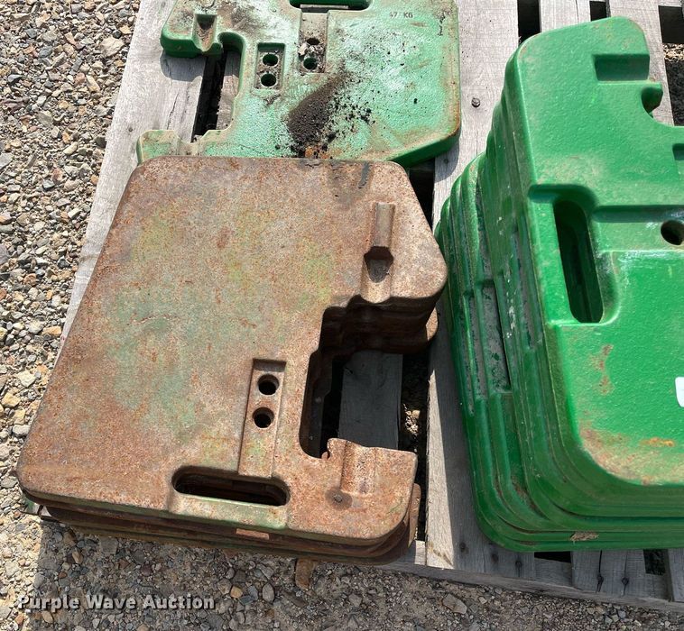 image for item DK7864 (35) John Deere suitcase weights