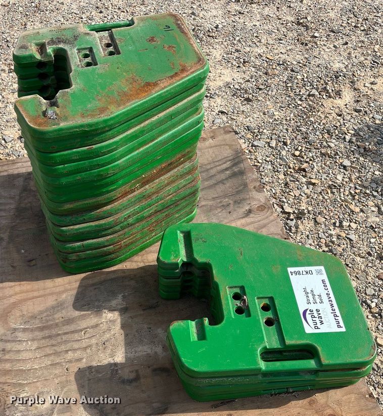 image for item DK7864 (35) John Deere suitcase weights