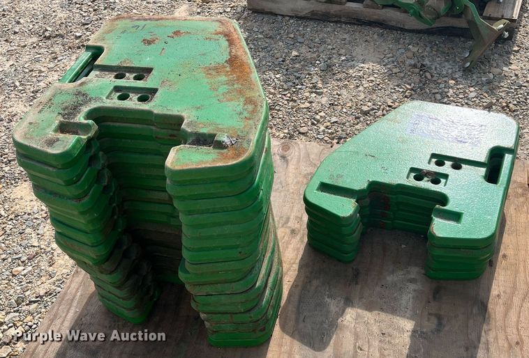 image for item DK7864 (35) John Deere suitcase weights