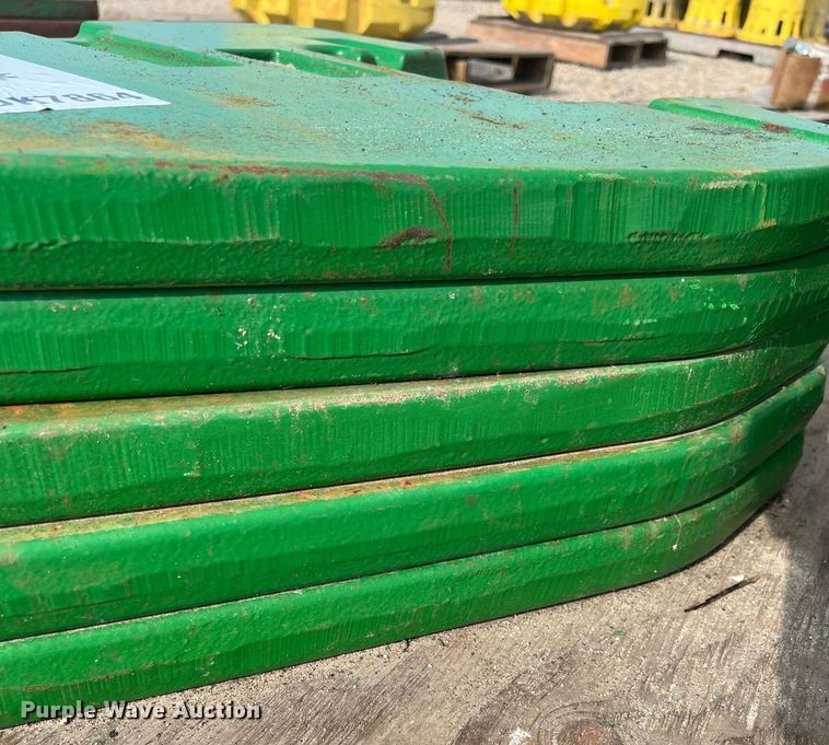 image for item DK7864 (35) John Deere suitcase weights