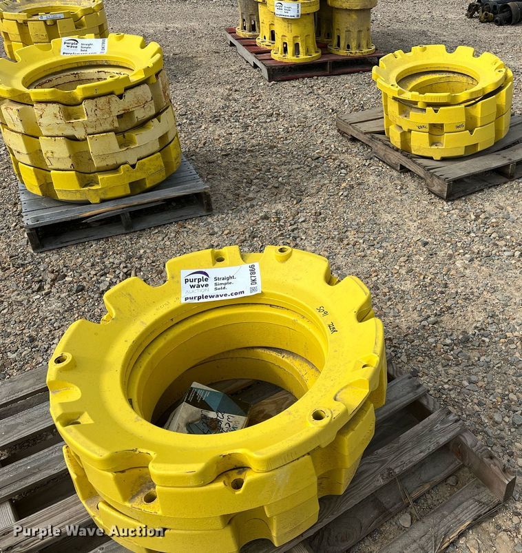 image for item DK7866 (2) John Deere wheel weights