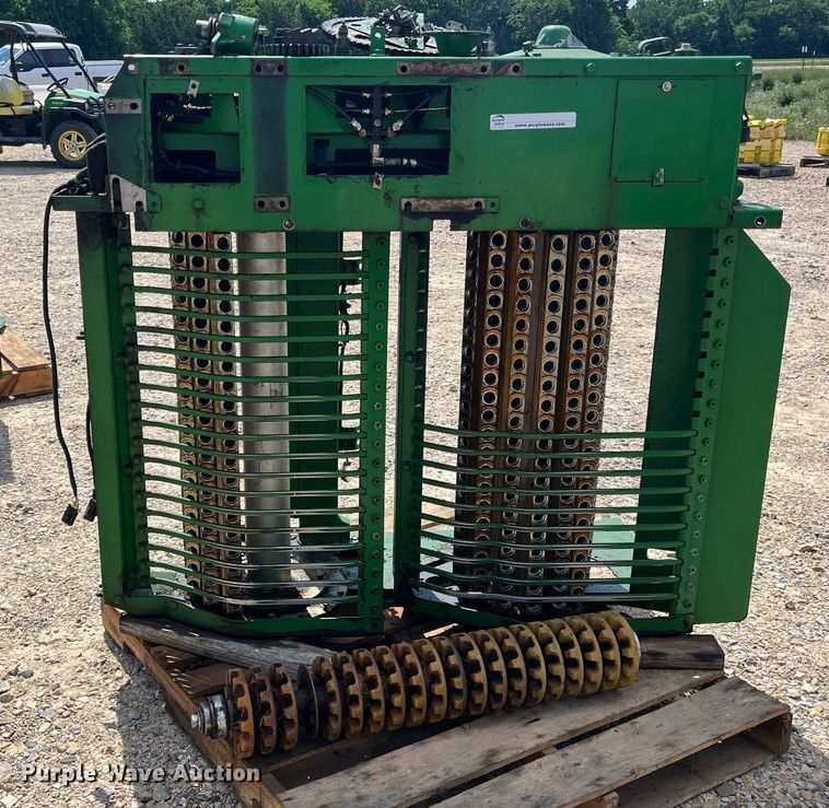image for item DK7872 (3) John Deere 7760 cotton picker cabinets