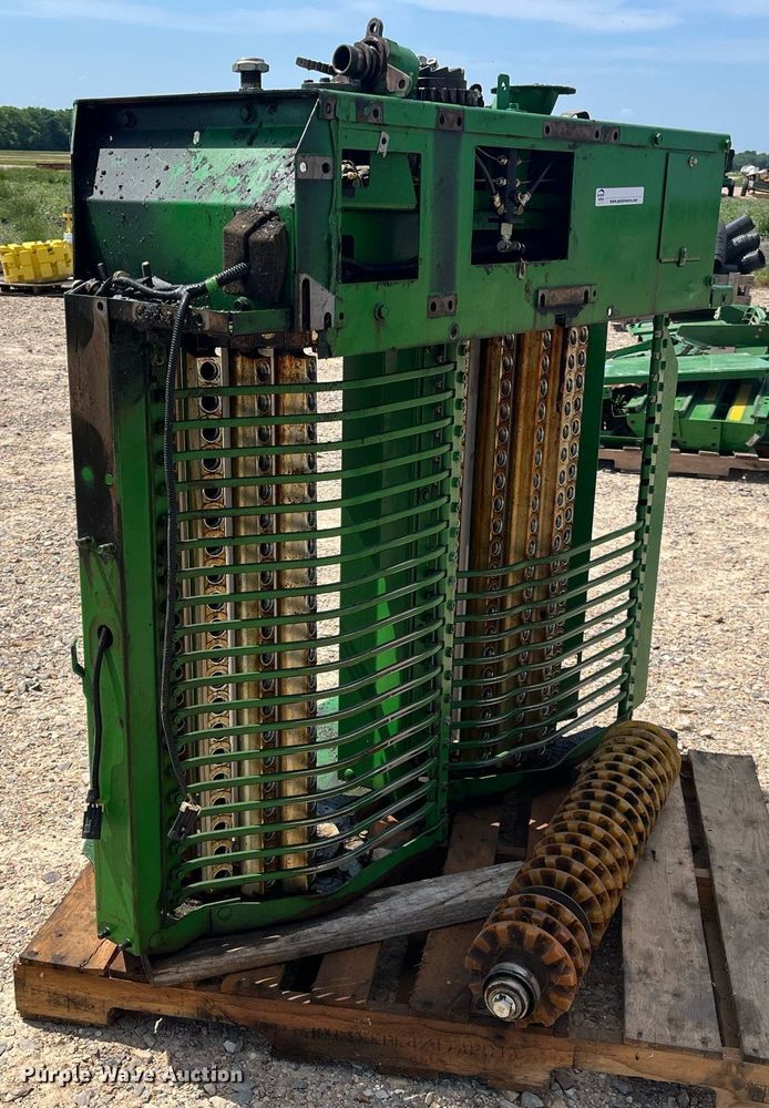 image for item DK7872 (3) John Deere 7760 cotton picker cabinets