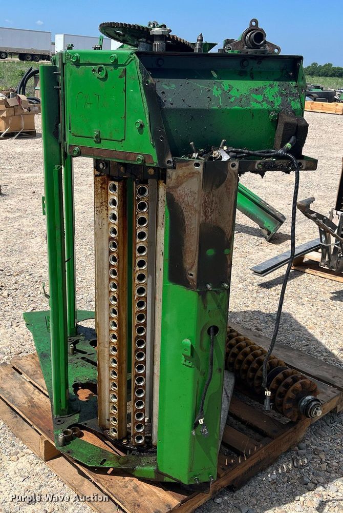 image for item DK7872 (3) John Deere 7760 cotton picker cabinets