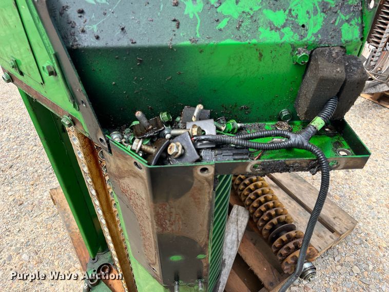 image for item DK7872 (3) John Deere 7760 cotton picker cabinets