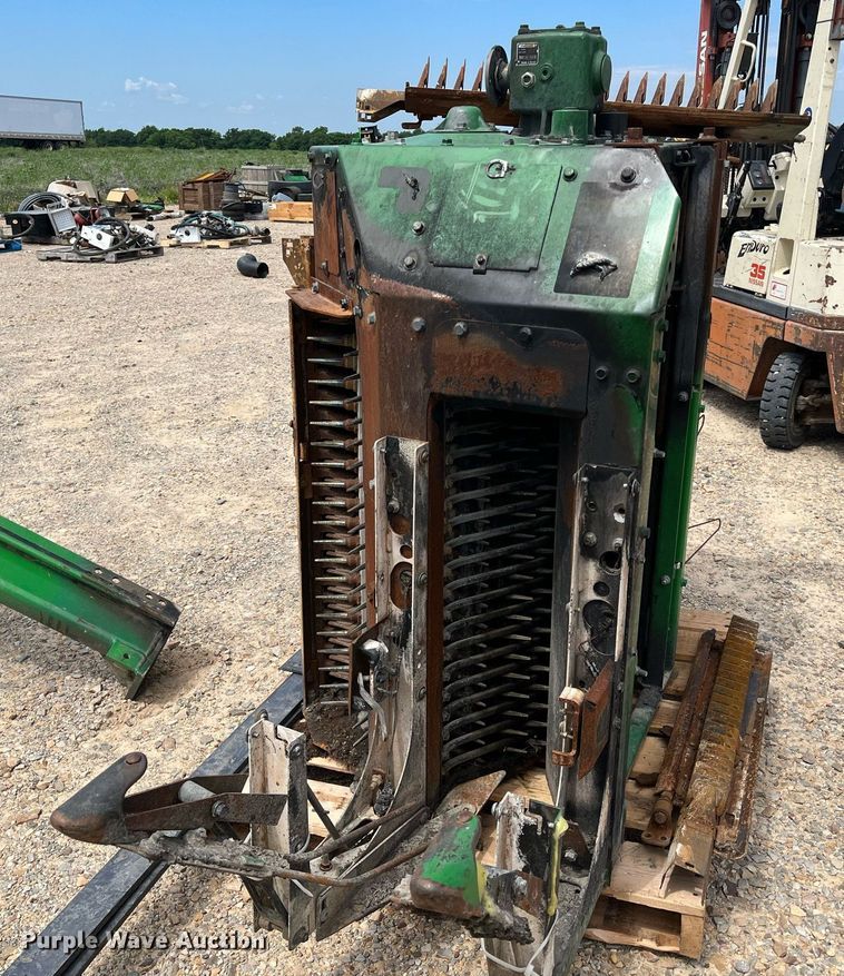 image for item DK7872 (3) John Deere 7760 cotton picker cabinets