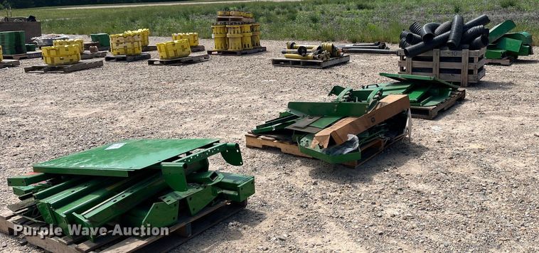 image for item DK7873 John Deere 7760  cotton picker parts