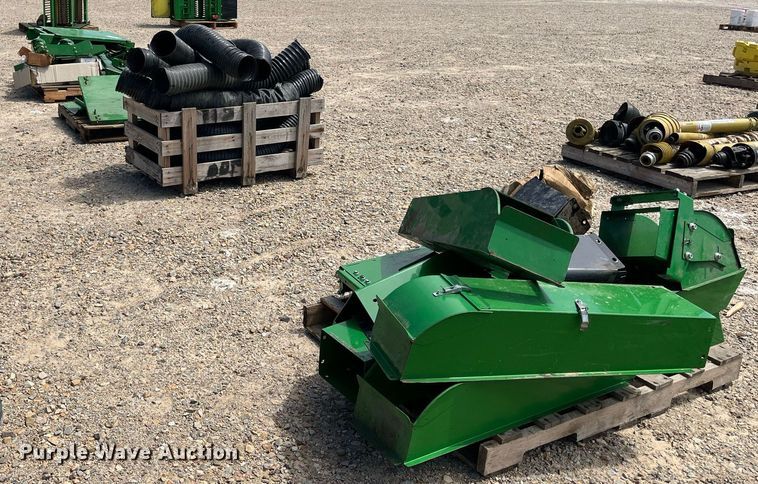 image for item DK7873 John Deere 7760  cotton picker parts